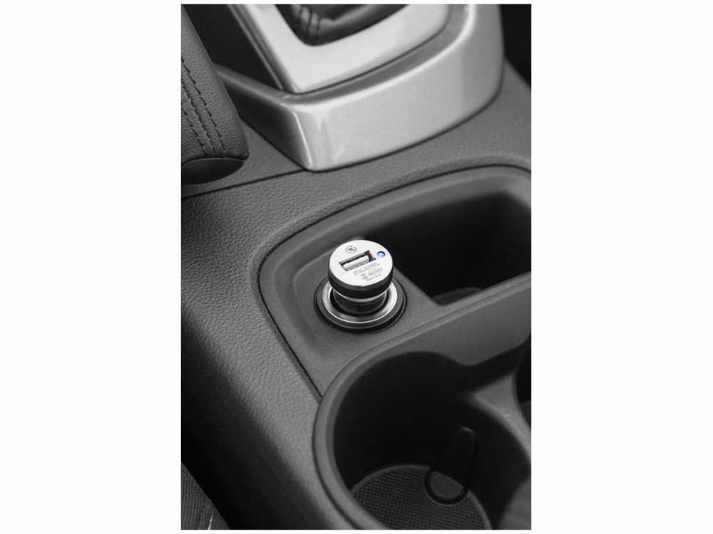 Автомобильный адаптер от Casco