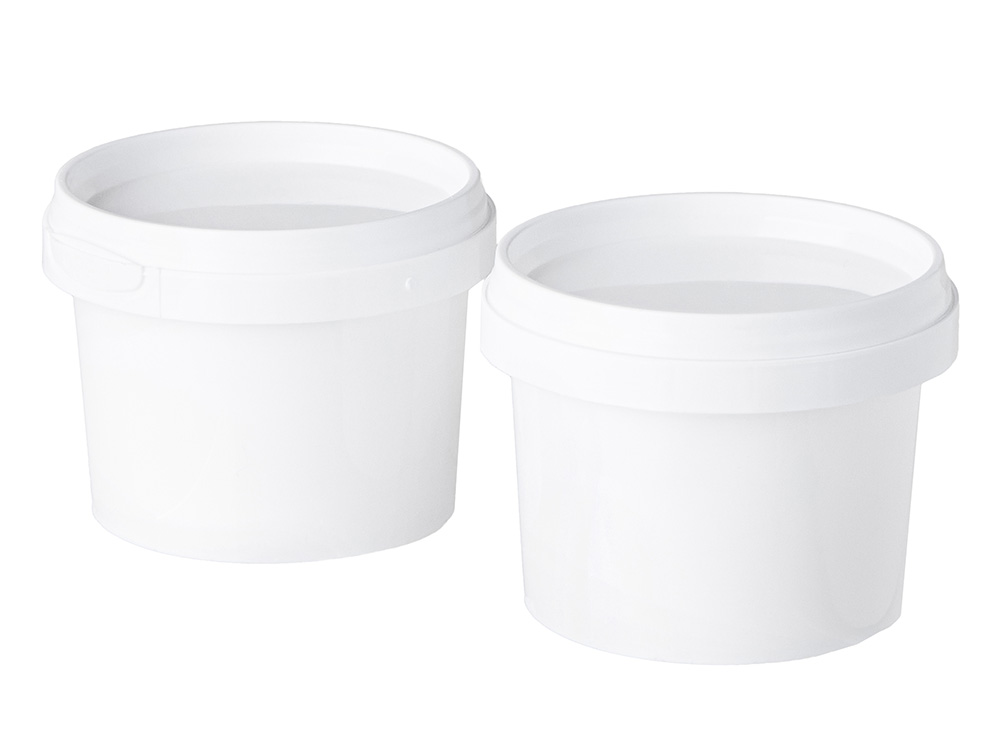 Набор для создания 2-х ароматических свечей: амбра и табак/маракуйя, сандал и пачули